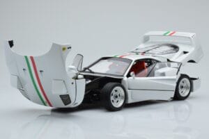 Ferrari F40 Parelwit Italy Kyosho 1:18 08416PWT-G Metaal — afbeelding 2 van 8