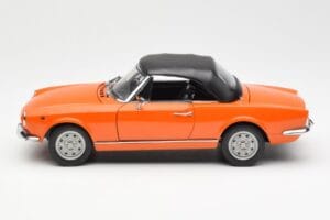 Fiat 124 BS Oranje Sun Star 1:18 4906 Metaal — afbeelding 4 van 8