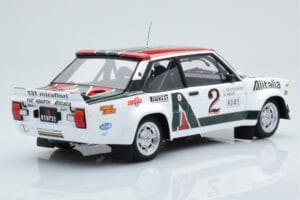 Fiat 131 Abarth Alitalia #2 W. Röhrl / C. Geistdörfer Rally Monte Carlo 1978 Kyosho 1:18 08376G Metaal — afbeelding 3 van 10