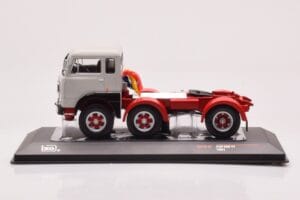 Fiat 690 T1 Wit IXO 1:43 TR176