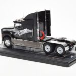 Ford Aeromax Zwart IXO 1:43 TR179 - image 2 of 4
