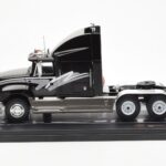 Ford Aeromax Zwart IXO 1:43 TR179