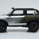 Ford Bronco RTR Iconic Zilver GT Spirit 1:18 - image 3 of 6