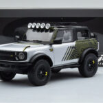 Ford Bronco RTR Iconic Zilver GT Spirit 1:18 - image 6 of 6