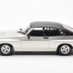 Ford Capri Mk2 X-Pack Zilver MCG 1:18 - image 3 of 6