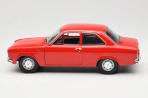 Ford Escort Mk1 RHD Rood Minichamps 1:18 150081070 Metaal — afbeelding 4 van 8