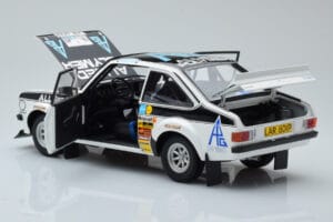 Ford Escort RS 1800 Allied Polymer #1 T. Makinen / H. Liddon Winner RAC Rally 1975 Minichamps 1:18 100758401 Metaal — afbeelding 5 van 8
