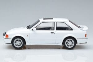 Ford Escort Mk4 RS Turbo S Wit MCG 1:18 MCG18271 Metaal — afbeelding 3 van 6