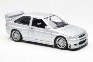 Ford Escort RS Cosworth Straatversie Zilver UT Models 1:18 22706 Metaal — afbeelding 6 van 6