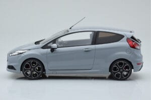 Ford Fiesta ST2000 Grijs Otto 1:18 OT985 Hars — afbeelding 3 van 6