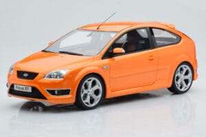 Ford Focus Mk2 ST 2.5 Electric Oranje Otto 1:18 OT961