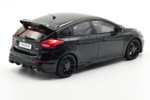 Ford Focus RS Mk3 Zwart Otto 1:18 OT950 Hars — afbeelding 2 van 8