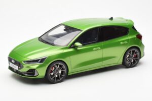Ford Focus Mk5 ST Phase 2 Mean Groen Otto 1:18 OT450