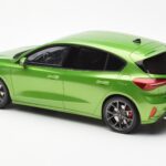 Ford Focus Mk5 ST Phase 2 Mean Groen Otto 1:18 OT450 - image 5 of 6