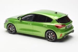 Ford Focus Mk5 ST Phase 2 Mean Groen Otto 1:18 OT450 Hars — afbeelding 5 van 6
