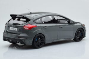 Ford Focus RS Mk3 Stealth Grijs Otto 1:18 OT779 Hars — afbeelding 2 van 6