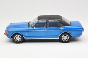 Ford Granada Mk1 Metallic Blauw Mat Zwart MCG 1:18 MCG18394 Metaal — afbeelding 3 van 6