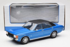 Ford Granada Mk1 Metallic Blauw Mat Zwart MCG 1:18 MCG18394 Metaal — afbeelding 6 van 6