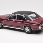 Ford Granada Mk1 Metallic Donkerrood Mat Zwart MCG 1:18 MCG18393 - image 5 of 6