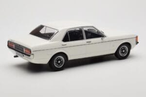 Ford Granada Mk1 Wit MCG 1:18 MCG18395 Metaal — afbeelding 2 van 6