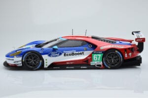 Ford GT Chip Ganassi Racing UK #67 M. Franchitti / A. Priaulx / H. Tincknell 24 Hours of Le Mans 2016 Minichamps 1:18 1551686 — afbeelding 3 van 6