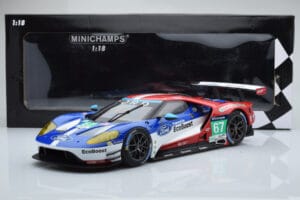 Ford GT Chip Ganassi Racing UK #67 M. Franchitti / A. Priaulx / H. Tincknell 24 Hours of Le Mans 2016 Minichamps 1:18 1551686 — afbeelding 6 van 6