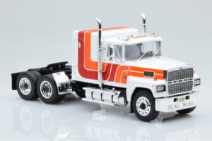 Ford LTL 9000 Wit Rood Oranje IXO 1:43 TR094 Metaal — afbeelding 3 van 5