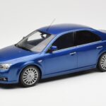Ford Mondeo ST220 Performance Blauw Otto 1:18 OT448