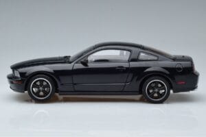 Ford Mustang GT S197 Bullitt AUTOart 1:18 73067 Metaal — afbeelding 4 van 7
