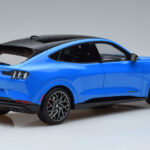 Ford Mustang Mach-E GT Performance Blauw Otto 1:18 OT414 Hars - image 2 of 6