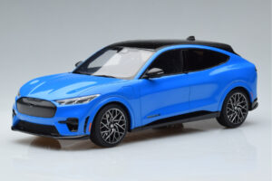 Ford Mustang Mach-E GT Performance Blauw Otto 1:18 OT414 Hars