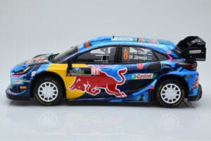Ford Puma Rally1 WRC #8 O. Tanak / M. Jarveoja Winner Rally Sweden 2023 IXO 1:18 18RMC154A Metaal — afbeelding 3 van 6