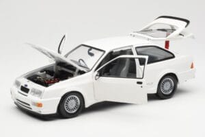 Ford Sierra RS RHD Wit Minichamps 1:18 150084070 Metaal — afbeelding 2 van 8