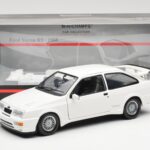 Ford Sierra RS RHD Wit Minichamps 1:18 - image 8 of 8
