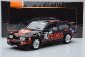 Ford Sierra RS500 Cosworth Texaco #67 K. Ludwig / K. Niedzwiedz / S. Soper 24 Hours of Nurburgring Winner 1987 IXO 1:18 18RMC — afbeelding 6 van 6