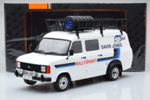 Ford Transit Mk2 Van Team David Jones Rally Assistance IXO 1:18 18RMC033XE Metaal — afbeelding 6 van 6