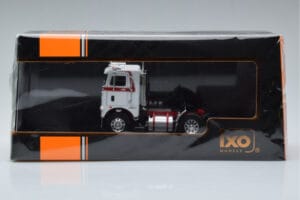 Freightliner COE Wit IXO 1:43 TR128 Metaal — afbeelding 6 van 6