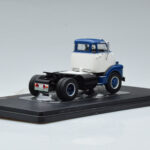 GMC 950 COE Blauw Wit IXO 1:43 - image 2 of 6