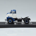 GMC 950 COE Blauw Wit IXO 1:43 - image 3 of 6