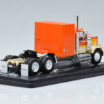 GMC General Oranje IXO 1:43 TR129 - image 2 of 6