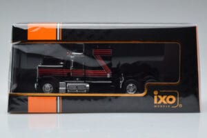 GMC General Rood Zwart IXO 1:43 TR102 Metaal — afbeelding 6 van 6