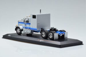 GMC General Zilver IXO 1:43 TR079 Metaal — afbeelding 5 van 6
