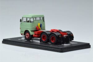Henschel HS 19 TS Groen IXO 1:43 TR151 Metaal — afbeelding 5 van 6