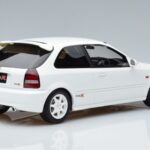 Honda Civic Type R EK9 Wit Otto 1:18 OT264 Hars - image 2 of 7