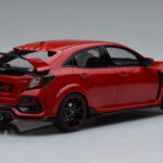 Honda Civic Type R GT FK8 Euro Spec Rood Otto 1:18 - image 2 of 6