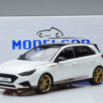 Hyundai i30 N PD Atlas Wit MCG 1:18 - image 6 of 6
