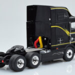 International Eagle Cabover Zwart IXO 1:43 - image 2 of 5