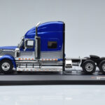International Lonestar Blauw IXO 1:43 TR118 - image 3 of 6