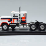 International Transtar 4300 Wit IXO 1:43 - image 3 of 6