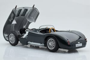 Jaguar C-Type Groen AUTOart 1:18 73500 Metaal — afbeelding 3 van 8